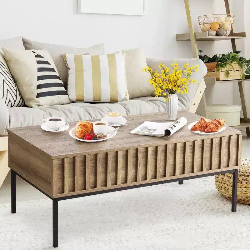 Table basse relevable en bois avec compartiment de rangement dissimulé, finition teck