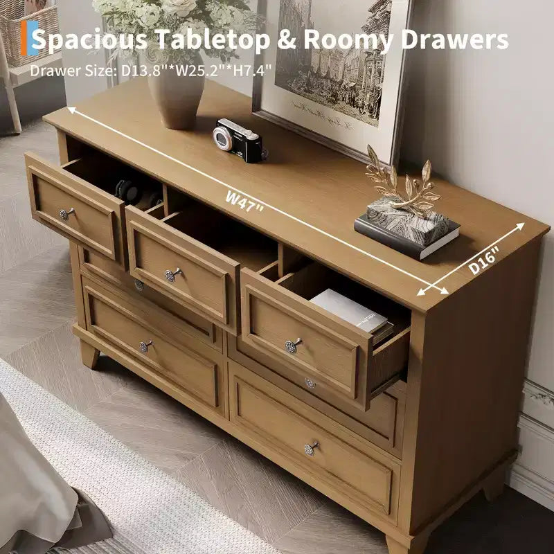 Commode à tiroirs, meuble de rangement en bois avec poignées métalliques, design moderne pour chambre, salon, entrée